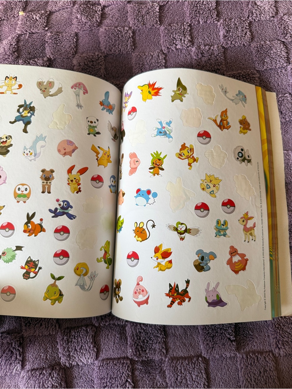Scholastic Pokémon How to Draw Deluxe Edition Book - Picture 7 of 7